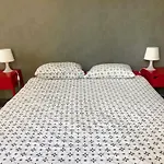 Apartmán Urban Apartment, In The Nightlife Area! *