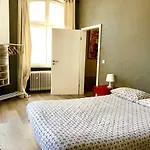 Urban Apartment, In The Nightlife Area! Apartmán *