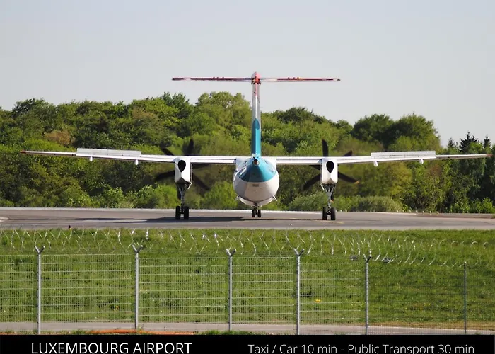 Urban Apartment, In The Nightlife Area! Daire Lüksemburg