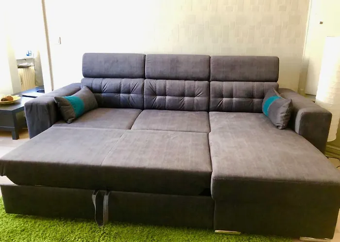 Urban Apartment, In The Nightlife Area! Апартаменты *